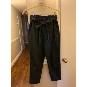 Universal Thread Paper Bag Pants / Size Small